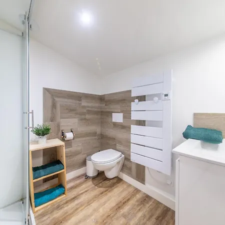 Milena - - Puy Dufou - Grande Capacite