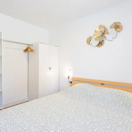 Дом отдыха Milena - - Puy Dufou - Grande Capacite *