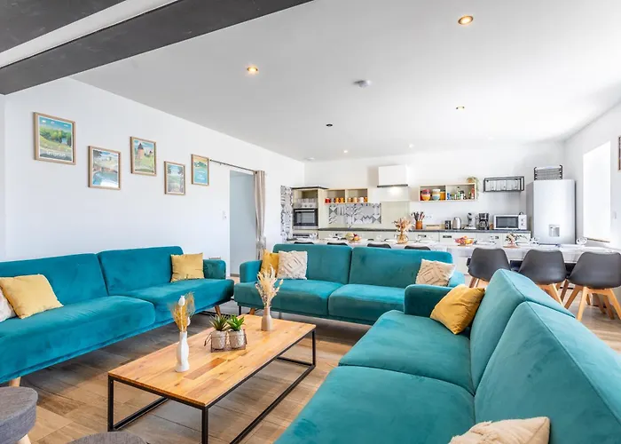 Milena - - Puy Dufou - Grande Capacite *