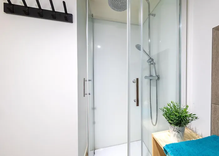 Milena - - Puy Dufou - Grande Capacite 펜션