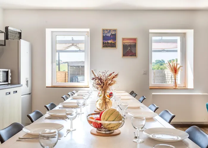 Milena - - Puy Dufou - Grande Capacite *