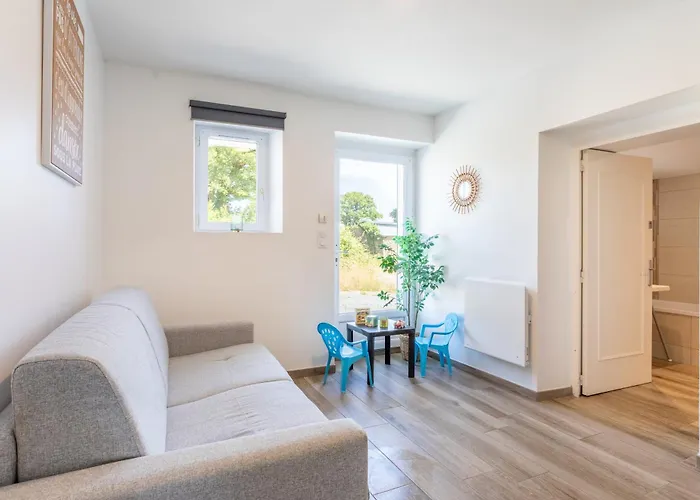 Milena - - Puy Dufou - Grande Capacite *