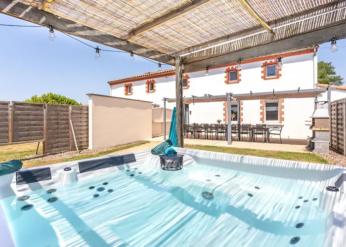 Milena - - Puy Dufou - Grande Capacite 펜션 *