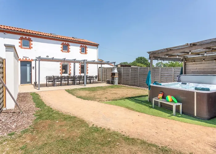 펜션 Milena - - Puy Dufou - Grande Capacite *